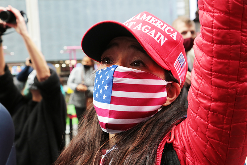 Anti-Trump : Rally : Pro-Trump : New York City : Times Square : Richard Moore : Photographer : Photojournalist